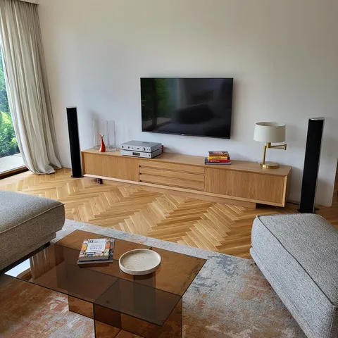 sideboard Helsingborg od KOS Design we wnętrzu Karoliny